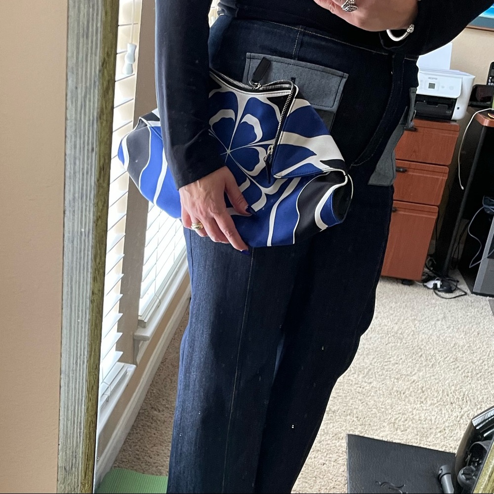 Alexander McQueen Demanta clutch handbag